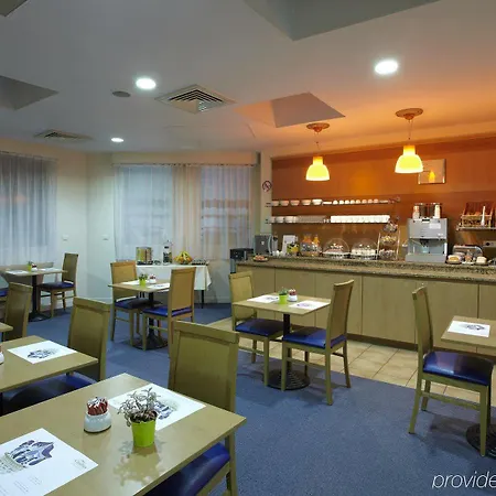 Citadines Bastille Marais 3* Parigi